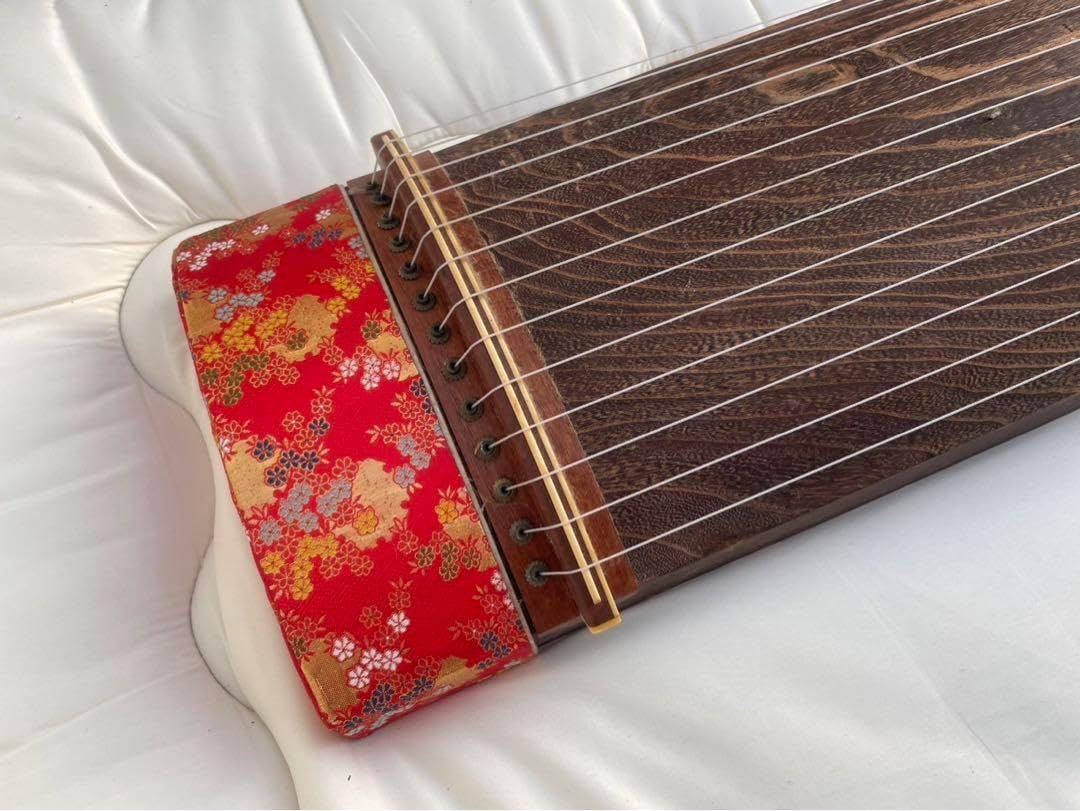 木製筝 13本弦 和柄カバー付き 伝統的な木製筝 13弦