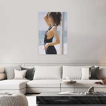 Amazon 22新しい 装飾画 白石麻衣しらいし まい Shiraishi Mai 人気 装飾画 ポスター 油絵 モダン インテリア絵画 壁掛け アート デジタル アート プリント 壁アート 装飾 壁絵 おしゃれ プレゼント 寝室の装飾のため 写真キャンバス 壁アート 30x45cm フレームレス