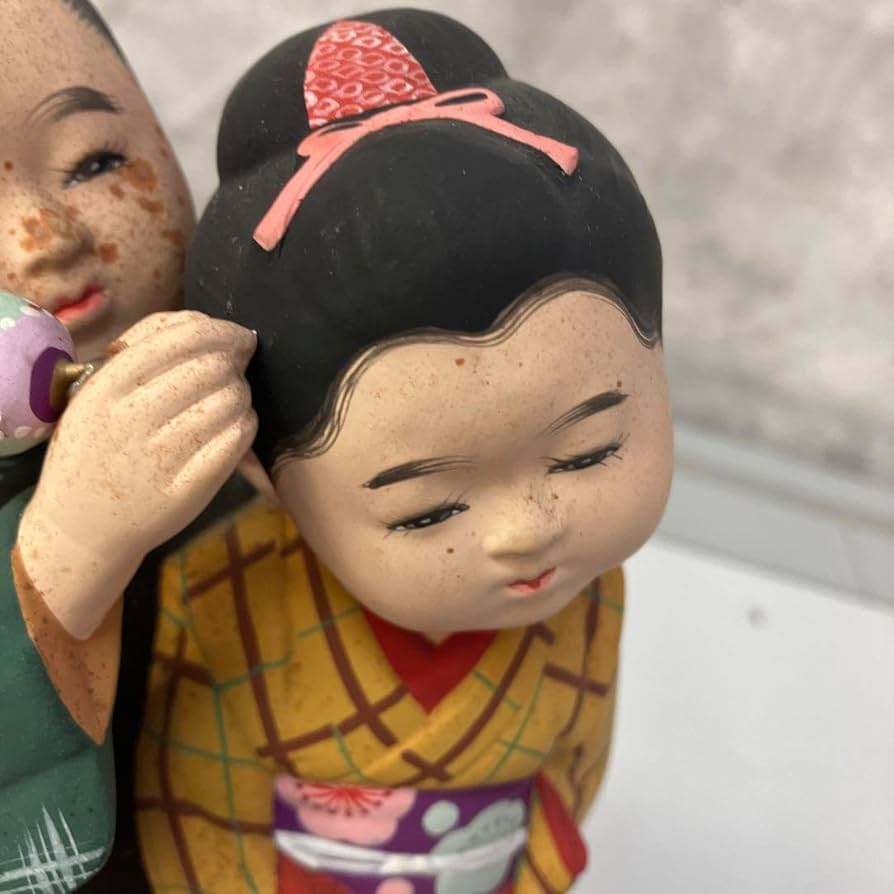 日本人形　土産　昭和　当時物　　陶器　外国人形　オブジェ　直接取引は5千円 日本人形 土産 昭和 当時物 陶器 外国人形 オブジェ 直接取引は5