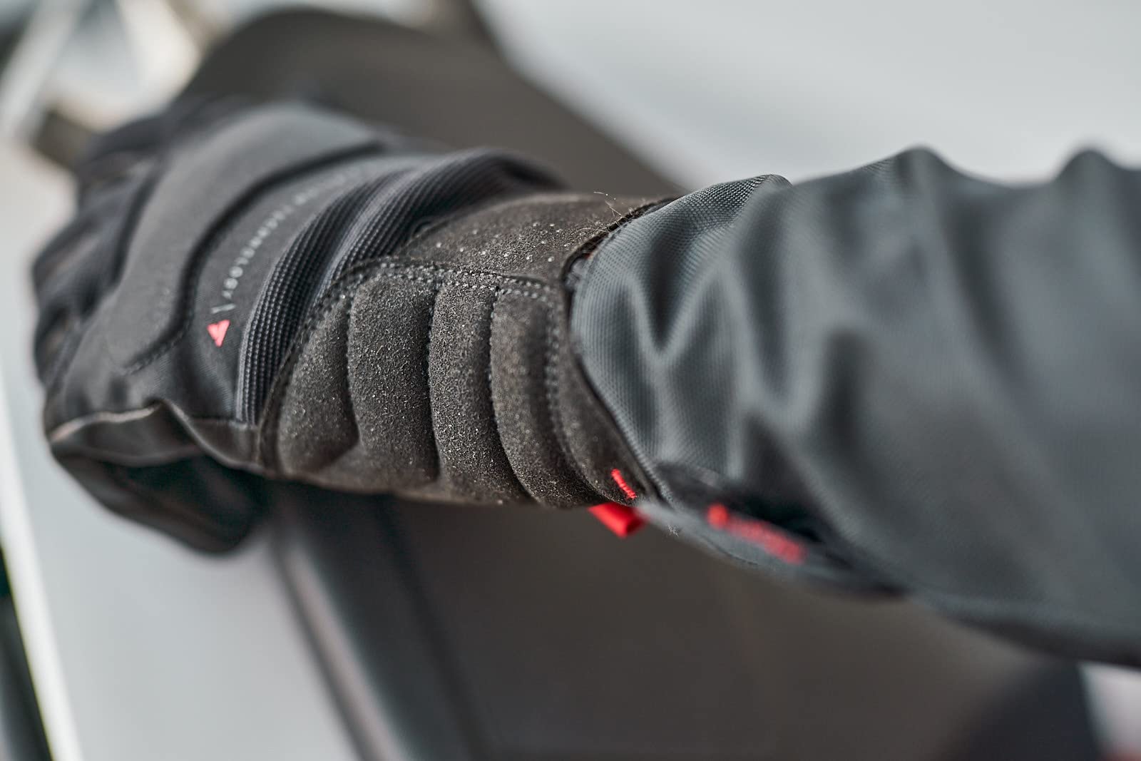 Męskie rękawice motocyklowe Shima AIR 2.0 - Wentylowane, letnie rękawice siateczkowe z ochroną stawów i palców, wzmocniona dłoń (czarne, L)