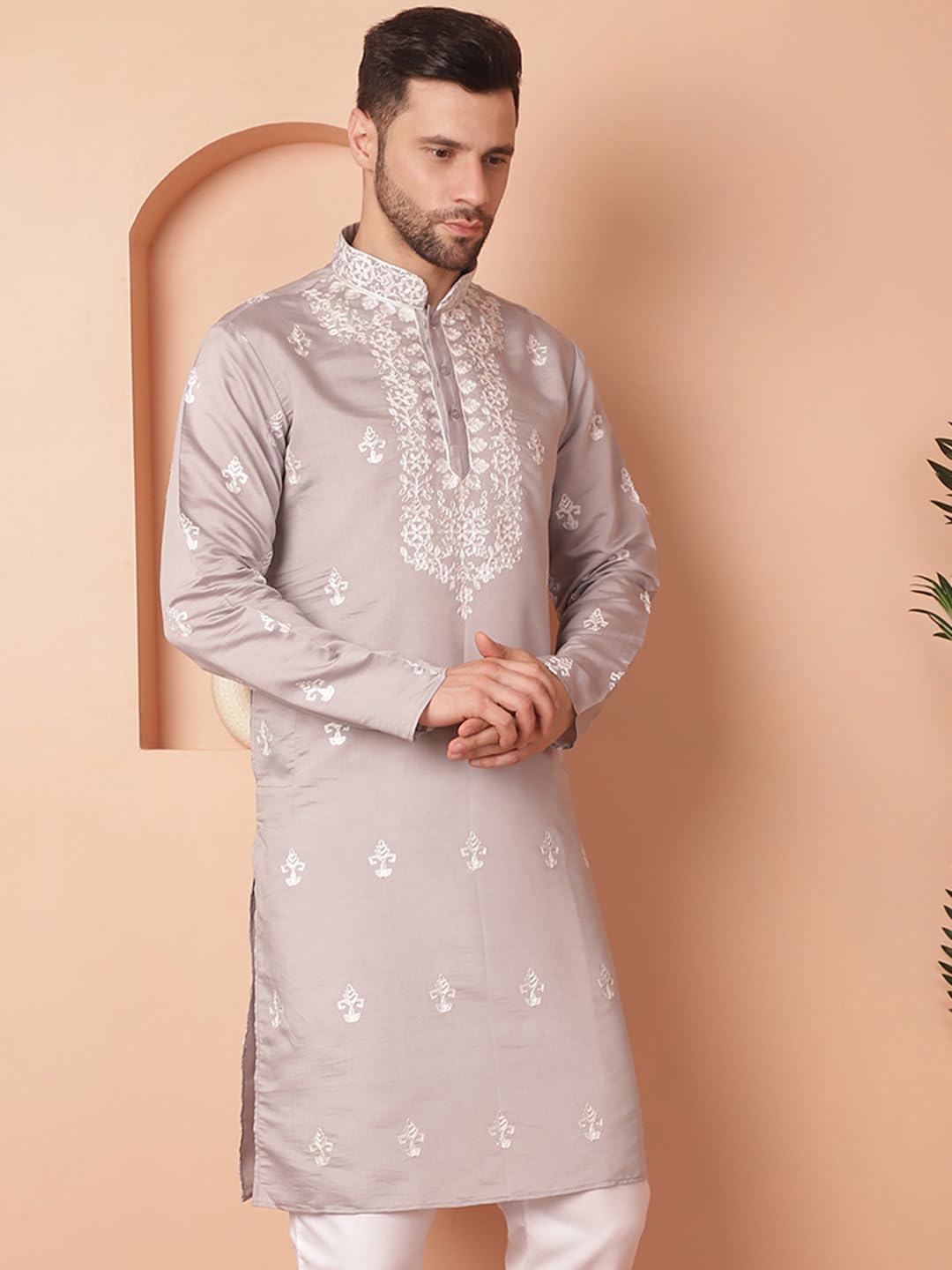 Jompers Men Grey Chikankari Embroidered Kurtas (Grey, M)
