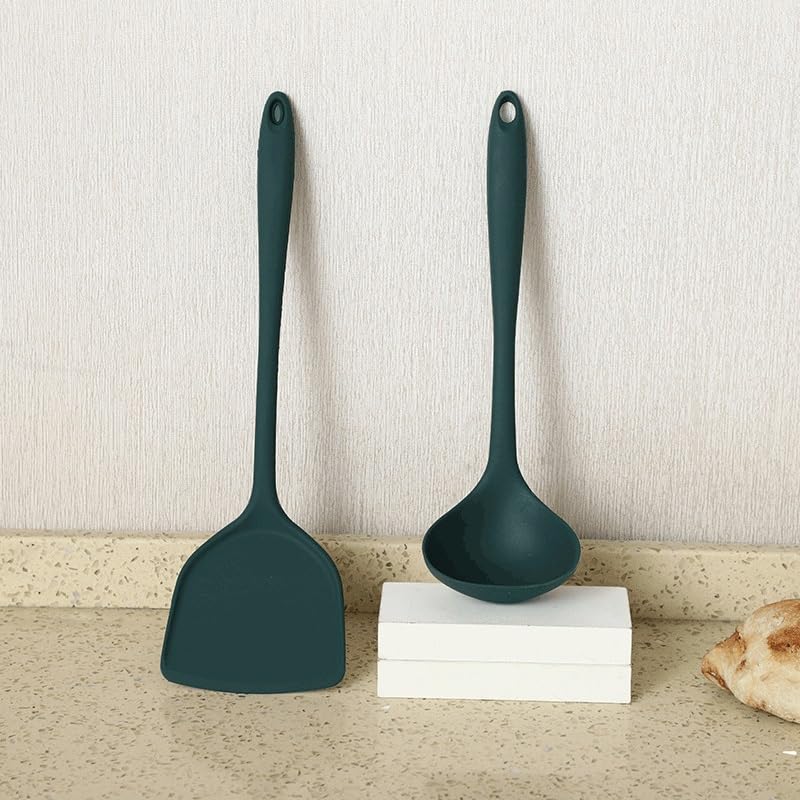 Ustensiles de cuisine en silicone pour ne plus rayer vos poêles