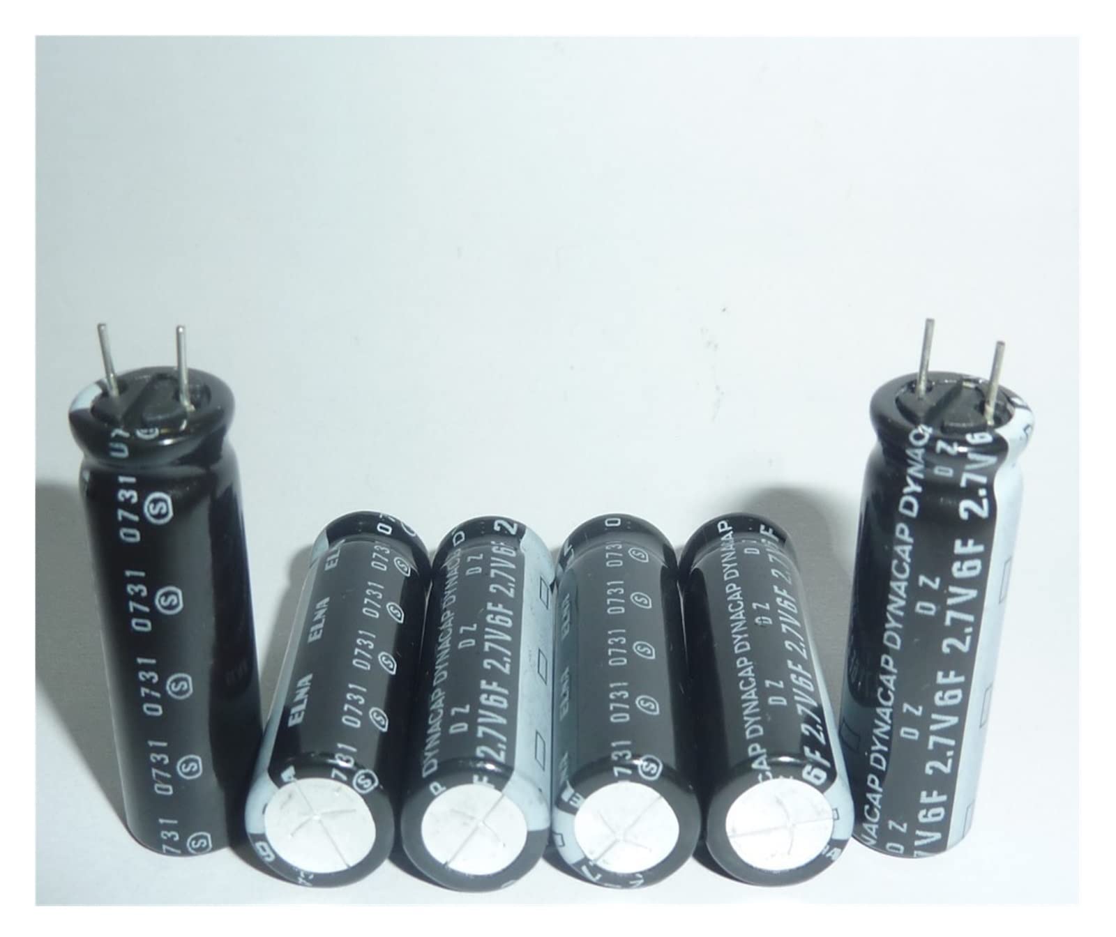 Super condensateur 2.7V 6F DZ série 10x30mm pour alimentation électronique