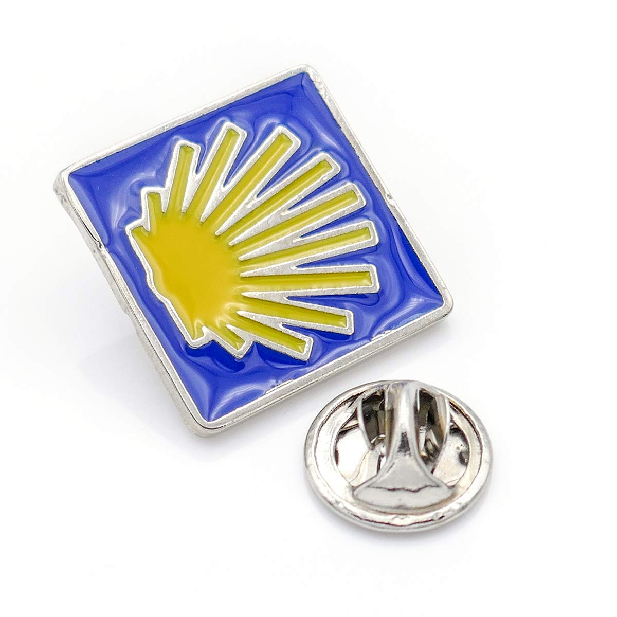 Camino de Santiago Way of St. James Pin Badge Scallop Shell by Camino Cats