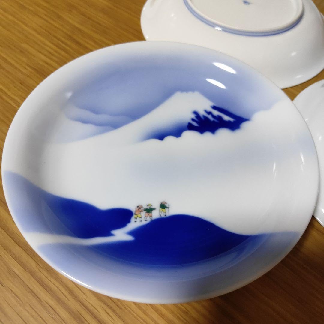 未使用　深川製磁　富士山　中皿　宮内庁御用達 御題「道」 直径21cm 5枚 Amazon | 深川製磁 富士山 中皿 宮内庁御用達 御題「道」 直径21cm 5枚