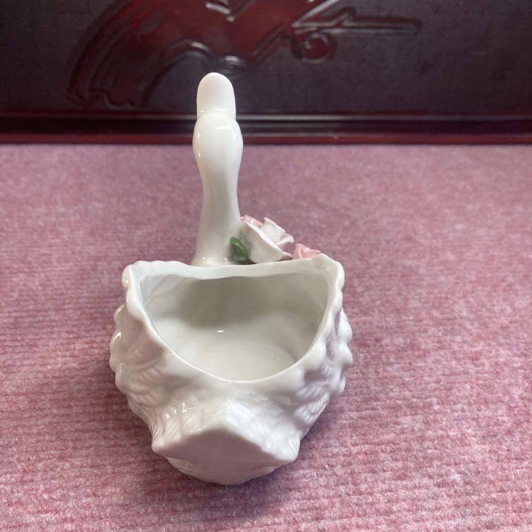 スワン　陶器　置物　小物入れ　アンティーク fit=scale-down,w=1200