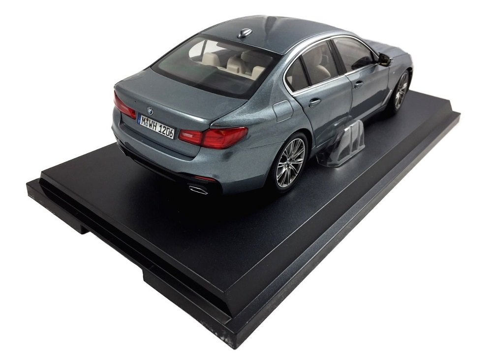 Originele BMW 5-serie G30 limousine modelauto miniatuur 1:18