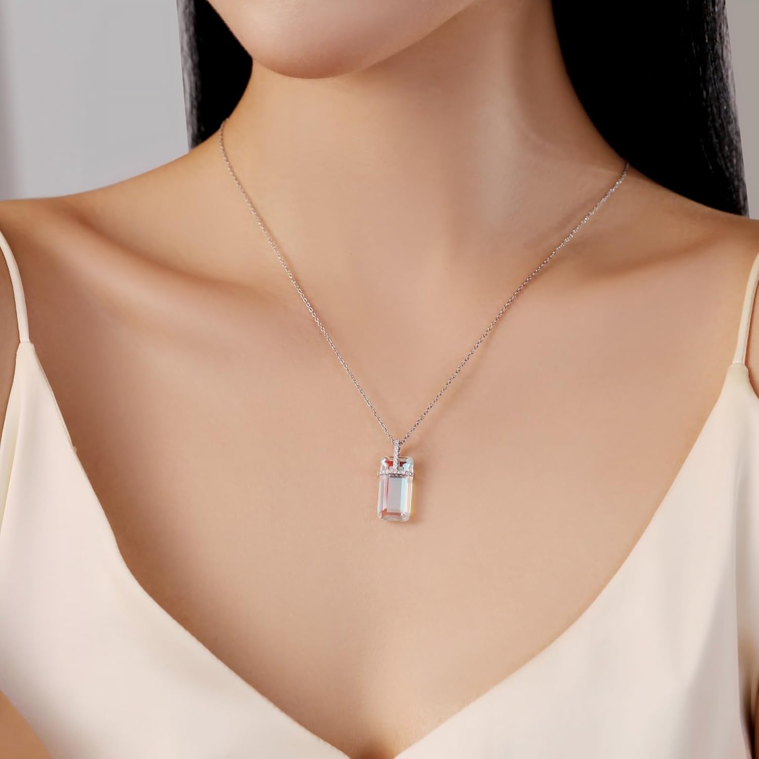 EVERLEAD Healing and Romantic Rainbow Moonstone Necklace for Women - Big Authentic Moonstone - Premium Sterling Silver Chain & Diamond Cutting - Light Luxury Gift for Women. - Image 4