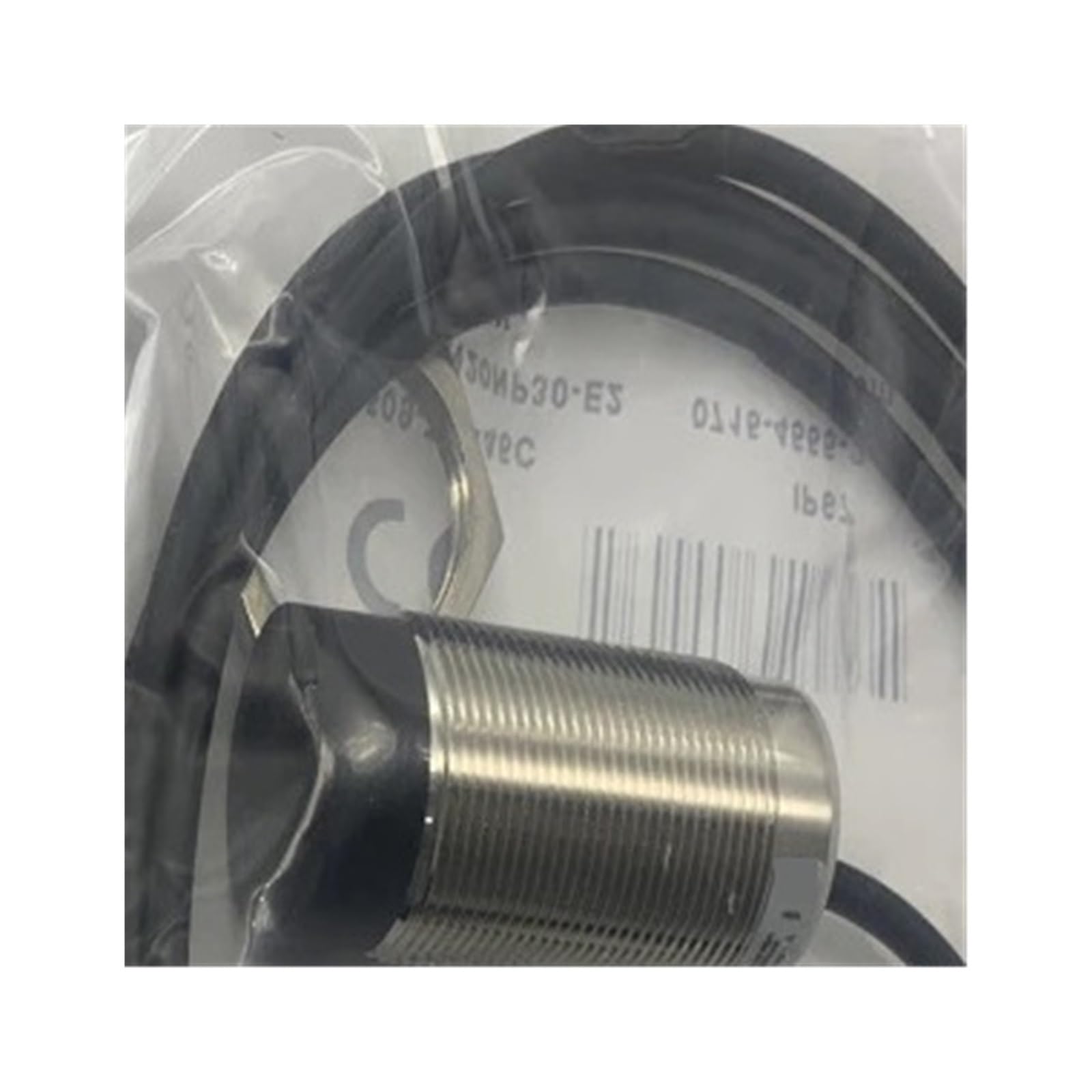 Capteur E2E-CR8B1-Z pour stopper les fausses détections en milieu industriel