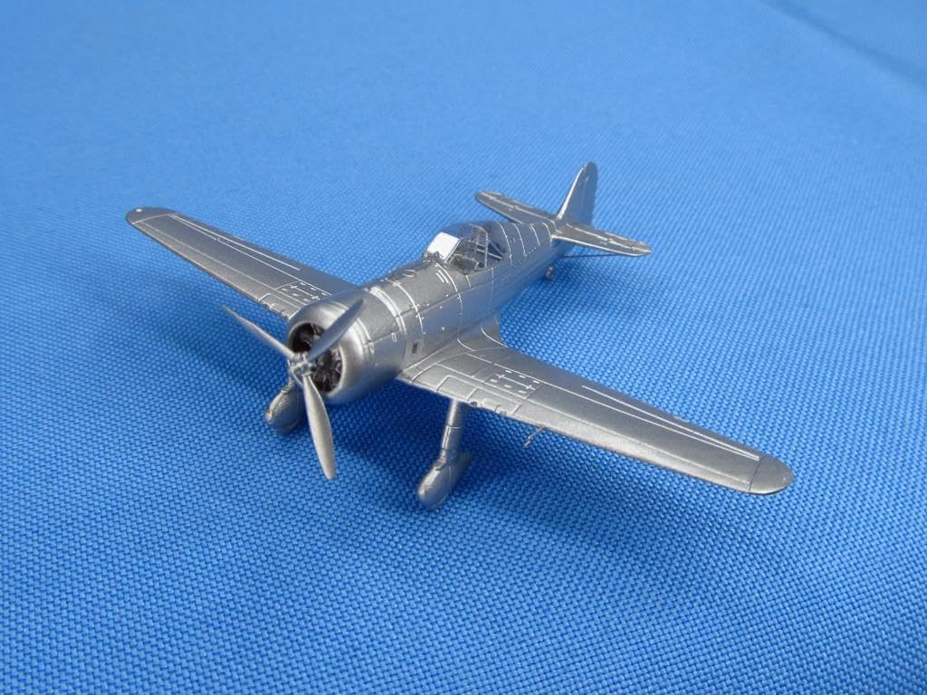 MDR14438 1/144 Aircraft Model kit for Fokker D.XXI, Orange