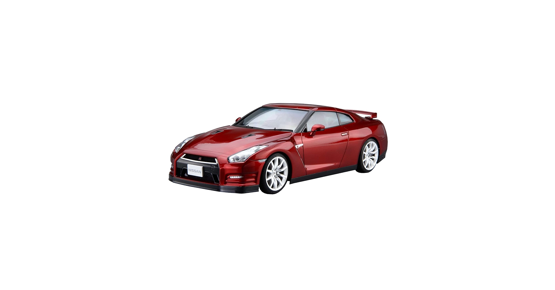 Amazon.com: Aoshima Nissan R35 GT-R Pure Edition '14 1:24