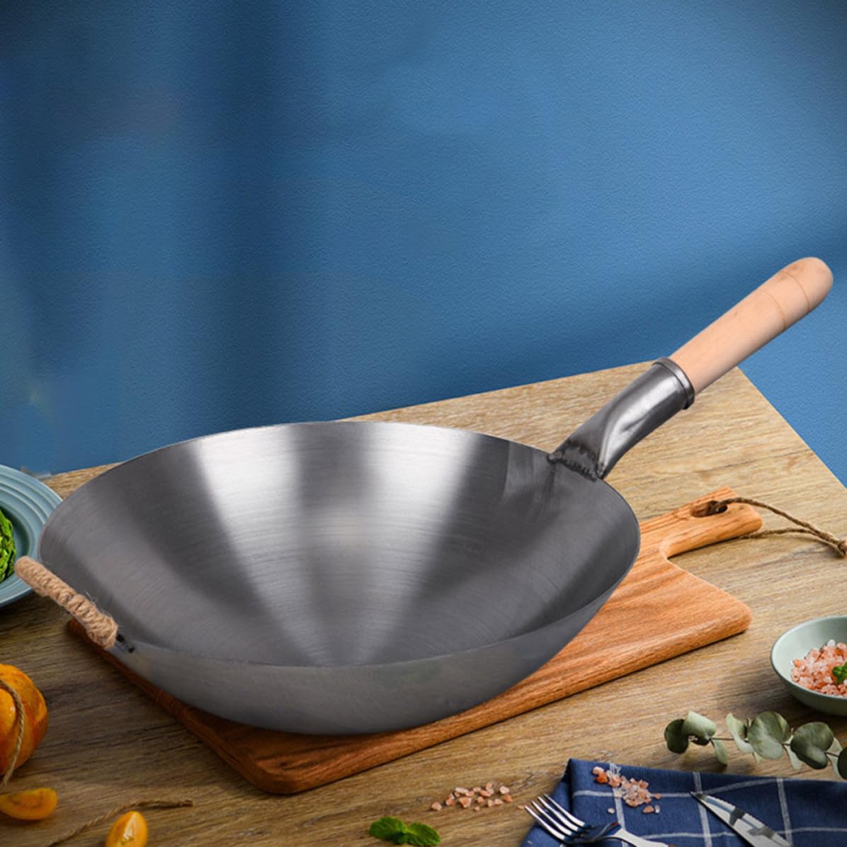 POPETPOP Wok Utensile Multifunzionale Padella Antiaderente Manico in Legno in Ferro Spesso Resistente e Pratico per Cucina a Gas, per Cucinare e Barbecue