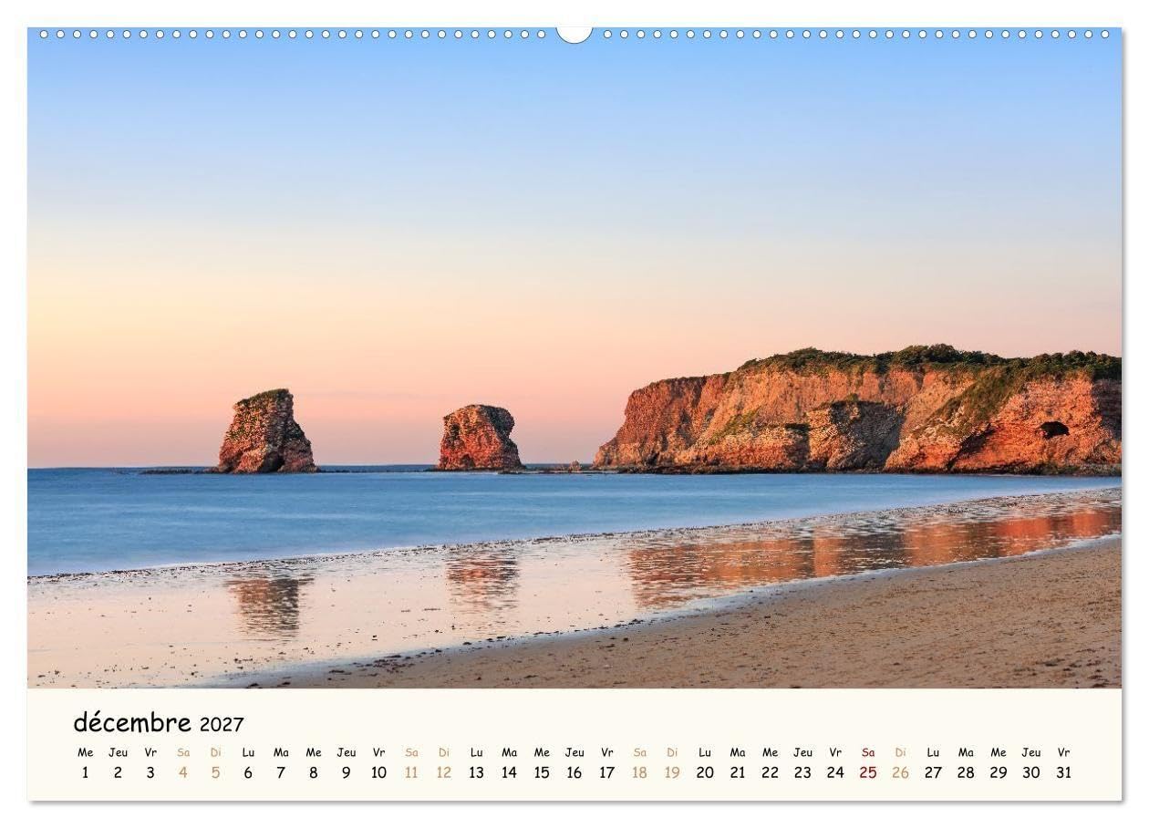 Entre monts et vagues - Une année au Pays Basque (Calendrier mural haut de gamme 2027 DIN A2 vertical), CALVENDO calendrier mensuel: Un calendrier ... et la majesté des monts du Pays Basque.