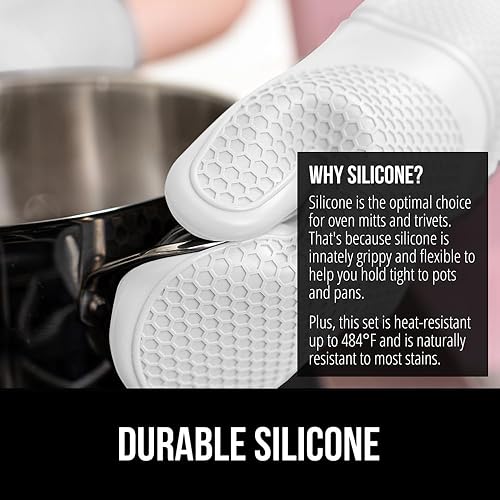 Miniatura 179 de GORILLA GRIP Juego de 4 manoplas de horno de silicona suave sin BPA y soportes para ollas, resistentes al calor, forro de algodón grueso, agarre Rojo