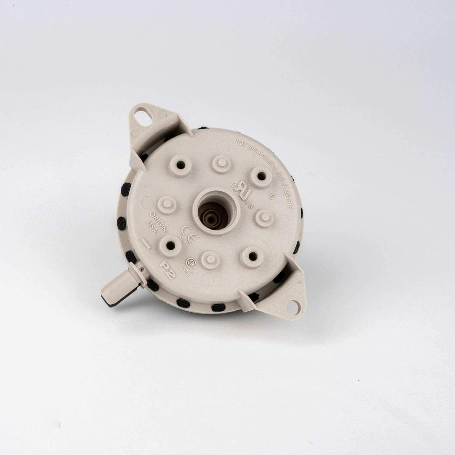 GCP Universal Air Switch for HVAC, Mechanical (Spdt), Push Button, Manual, Black