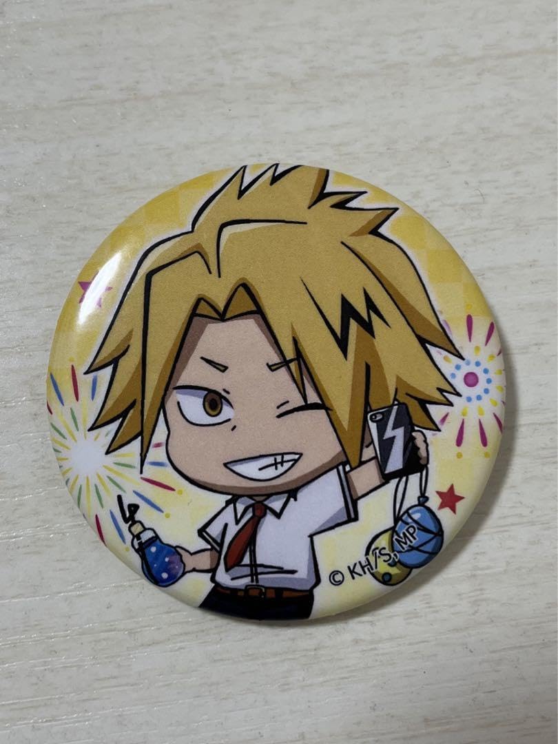 Amazon.co.jp: ヒロアカ上鳴電気 (チャージズマ) 缶バッジ : おもちゃ