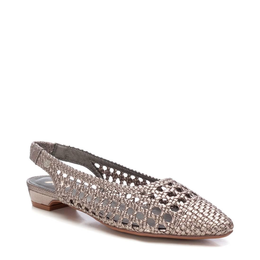 XTI - Zapato Mujer - Calzado Cómodo y Versátil - Moda Casual