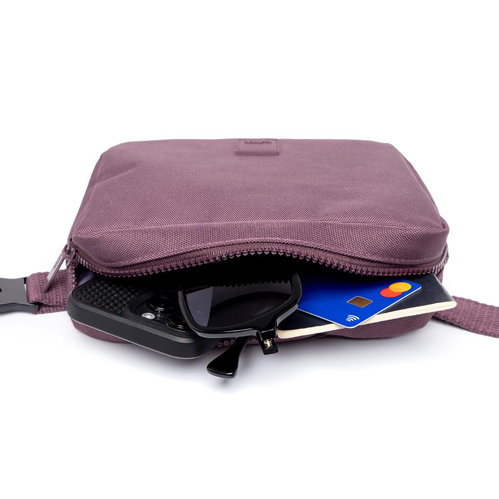 LEFRIK - Riñonera Reef Crossbody - Correa Ajustable y Varios Compartimentos - Resistente al Agua (Maroon)