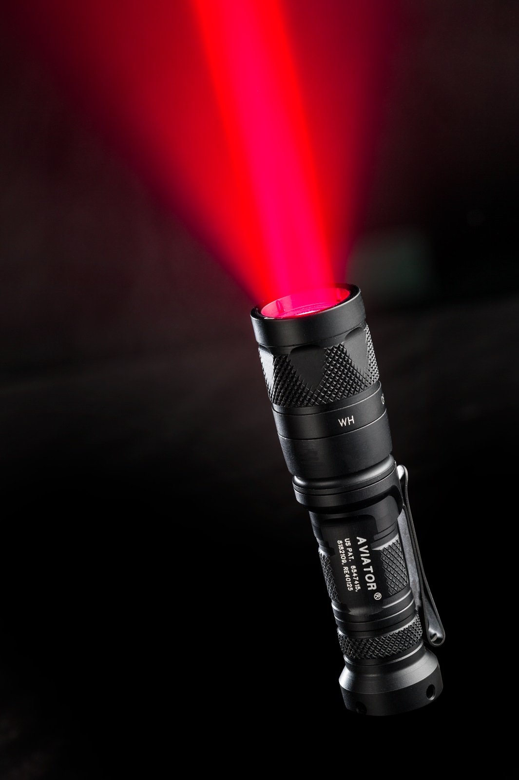 SUREFIRE AVIATOR-RD　シュアファイア　アビエイター　電池１本付 SUREFIRE AVIATOR – Dual-Output Multi-Spectrum LED | SUREFIRE
