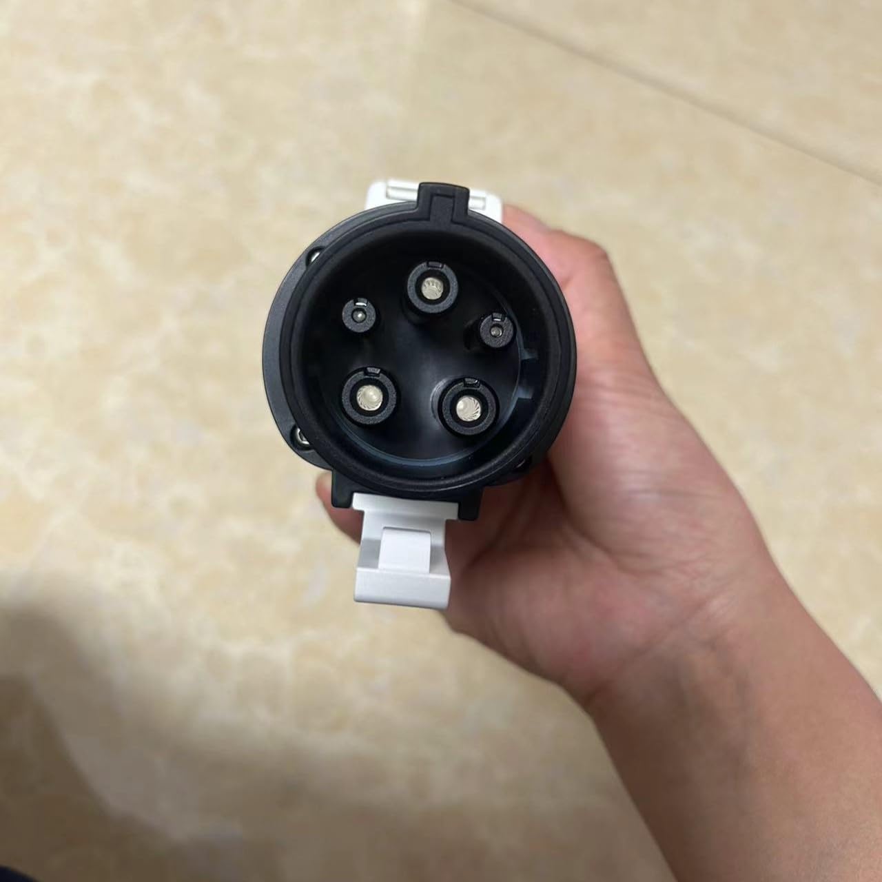 EV Charger Convertor Type2 (Charger) to Type 1 (car), Charging Cable Connector IEC 62196-2 to J1772, with auti-Drop Lock, 32A 7kW