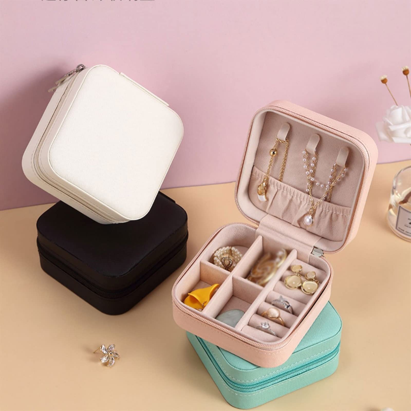 Estuche para joyas Exquisito y compacto Estuche para joyas Estuche para joyas portátil con cadena para pendientes y anillos, Caja de almacenamiento utilizada para viajes y viajes de negocios Estuche