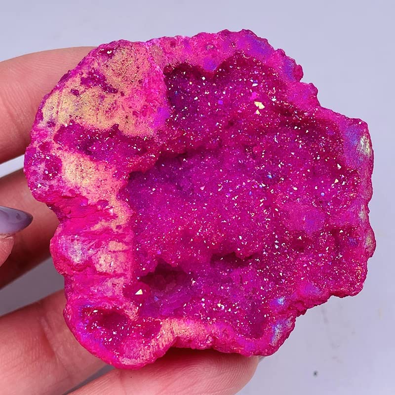 Cuarzo de geoda mineral para decorar el salón y crear un ambiente relajante en tu mesita