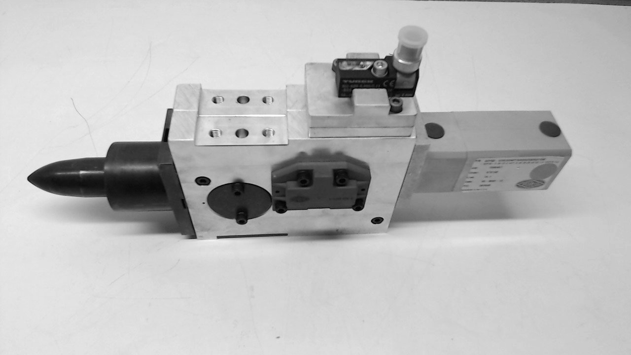 De-Sta-Co 82P30-528C8snpts302825605016w Locating Pin Clamp Pneumatic 82P30-528C8snpts302825605016w