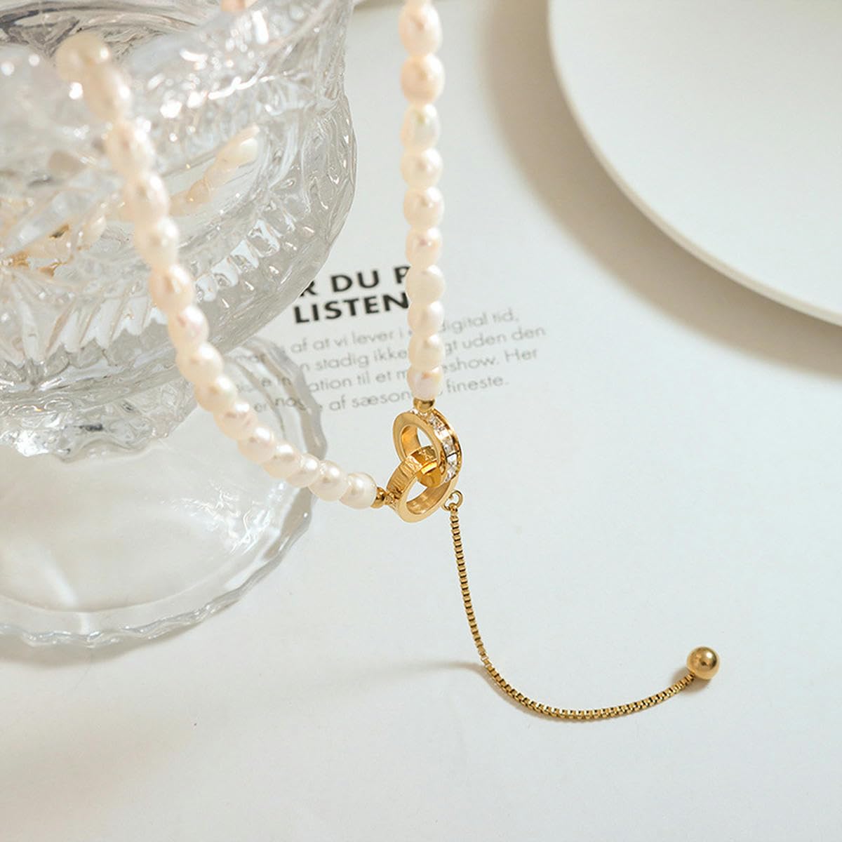 Moda barroca Perla de Agua Dulce Cadena de Cuentas, números Romanos Anillos Hug Colgante Collar Joyería para Mujeres