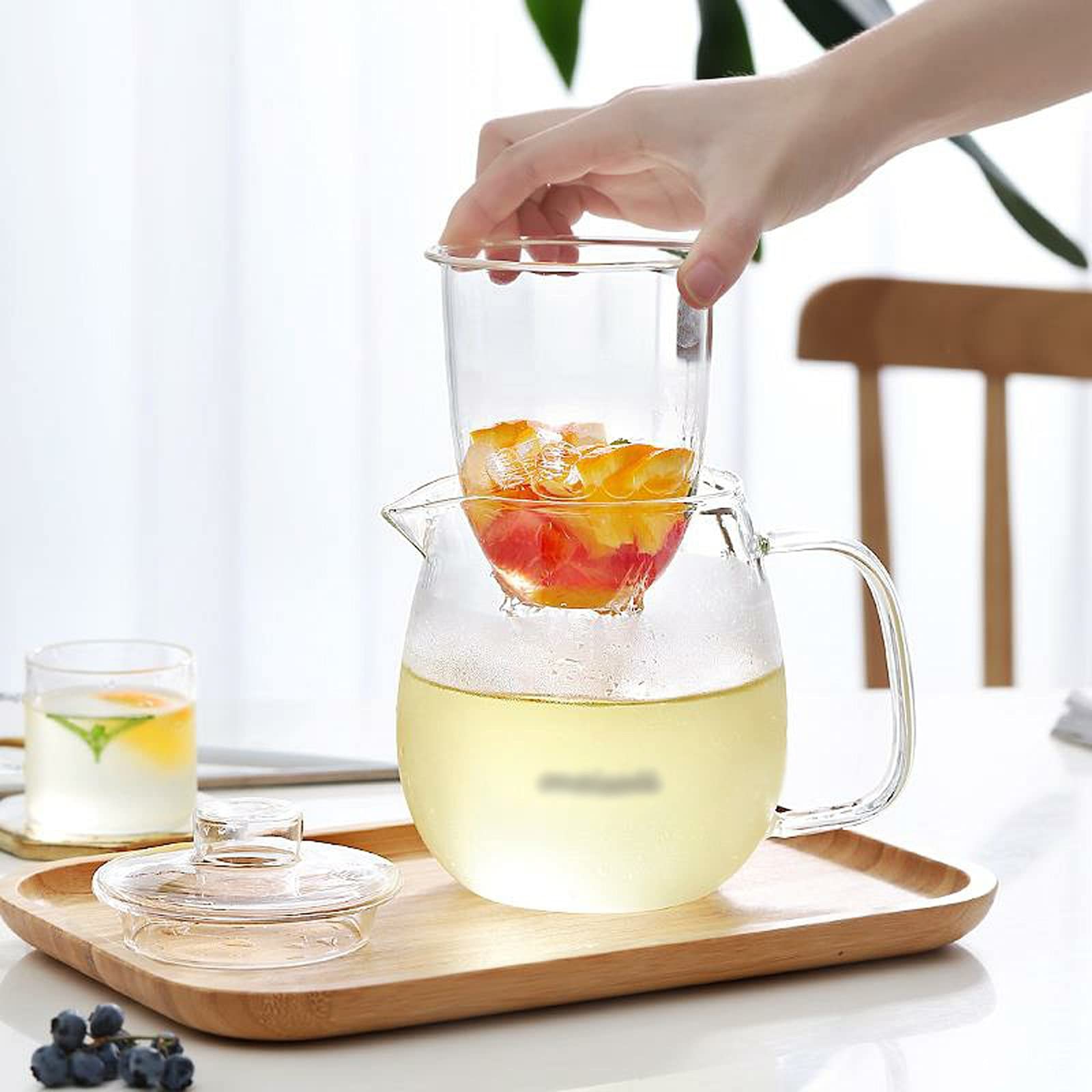 Jarra Agua Fria Jarra de vidrio simple con forro vertical Alto Borosilicate Jarra de vidrio Jugo de tetera para el hogar para el hogar, restaurante, cafetería Jarra Agua Detox Frutas ( Size : Small )