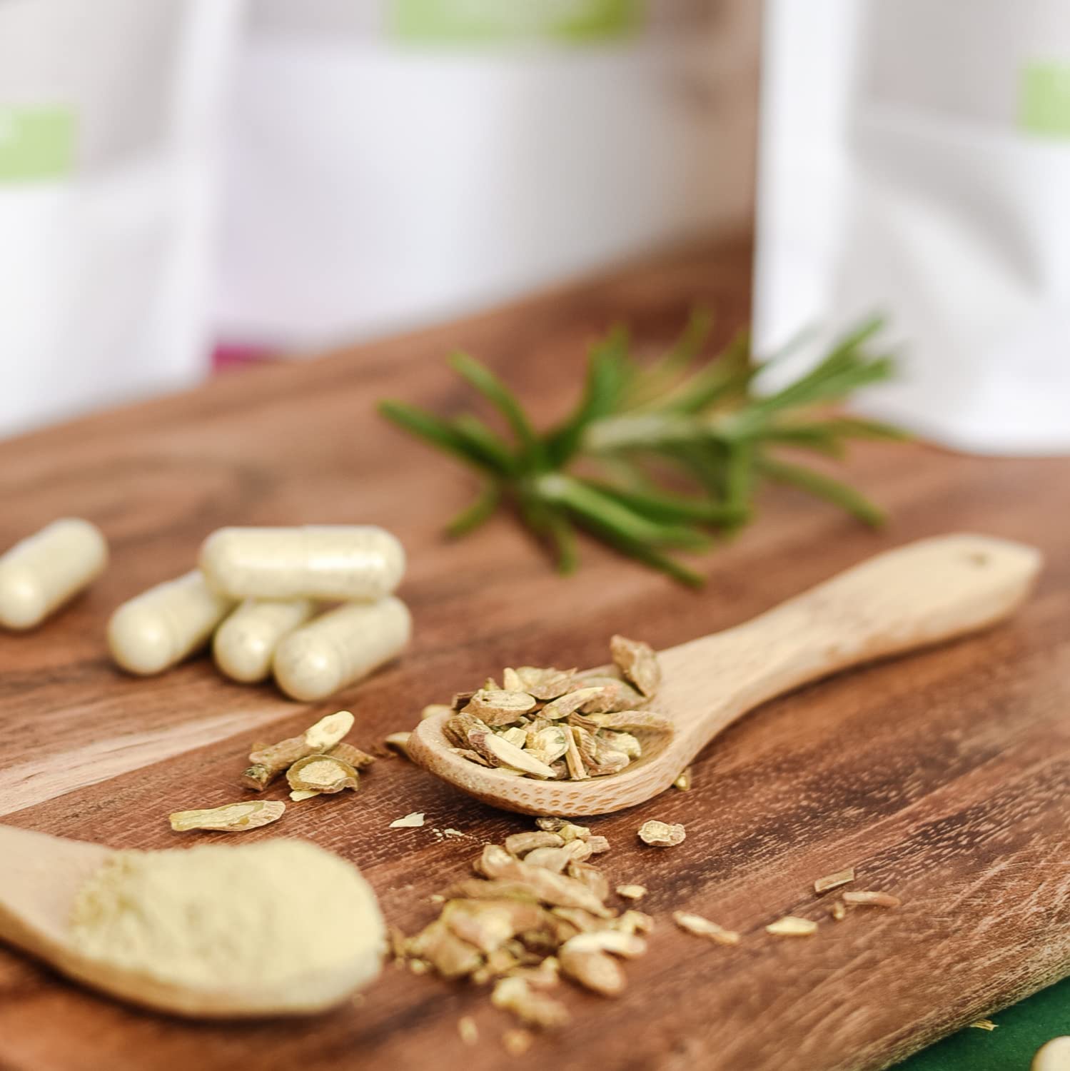 Baikal Helmkraut Tee Wurzelschnitt – Scutellaria baicalensis – 800 g – Frei von Zusätzen | Dorado Superfoods®