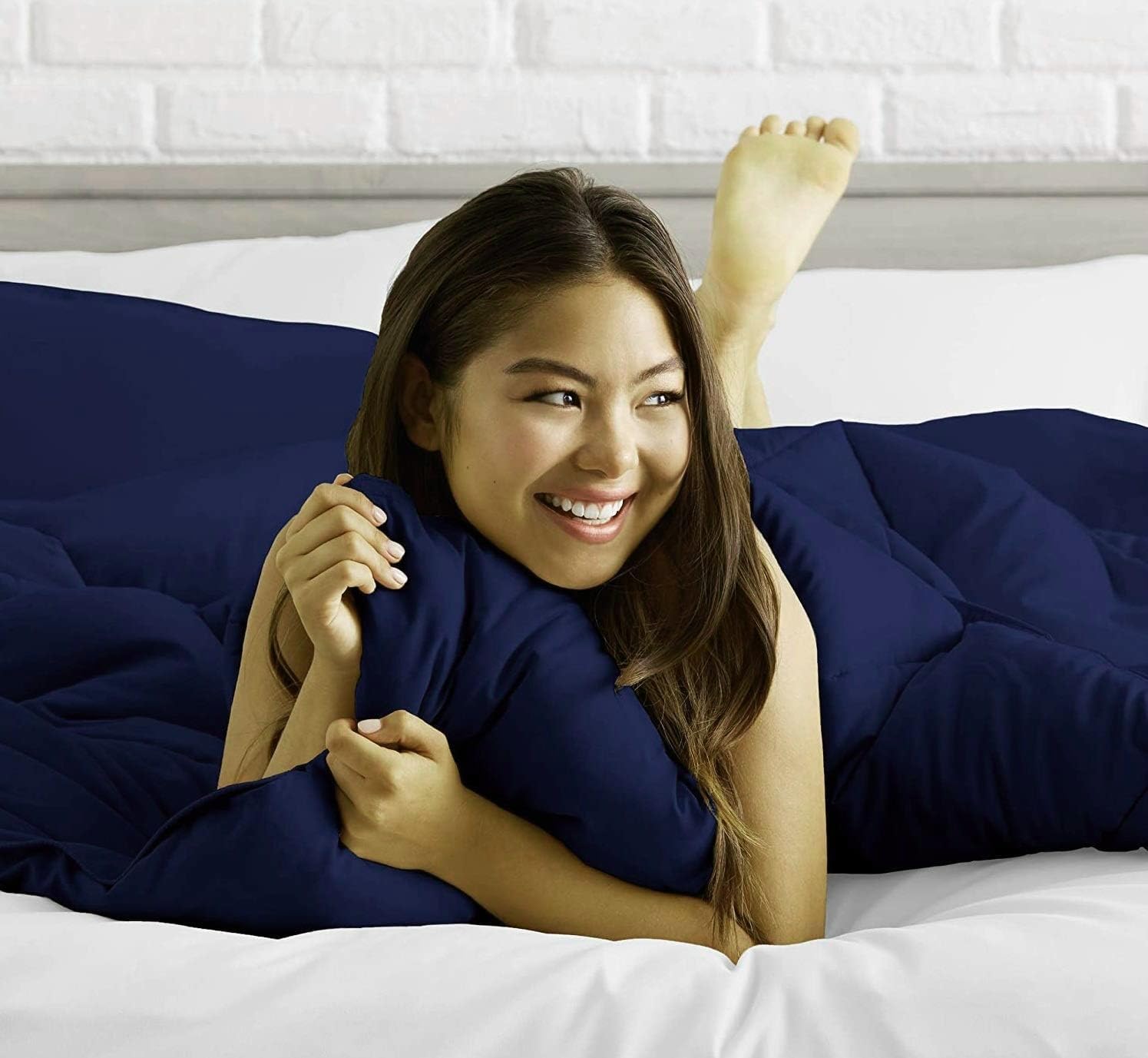 Emperor King Bed in a Bag 7-Pieces 600 Thread Count Navy Blue Comforter Set with Sheets (Comforter + Flat + Fitted 18'' + 4 Pillowcases) 400 GSM All Season Bedding Sets