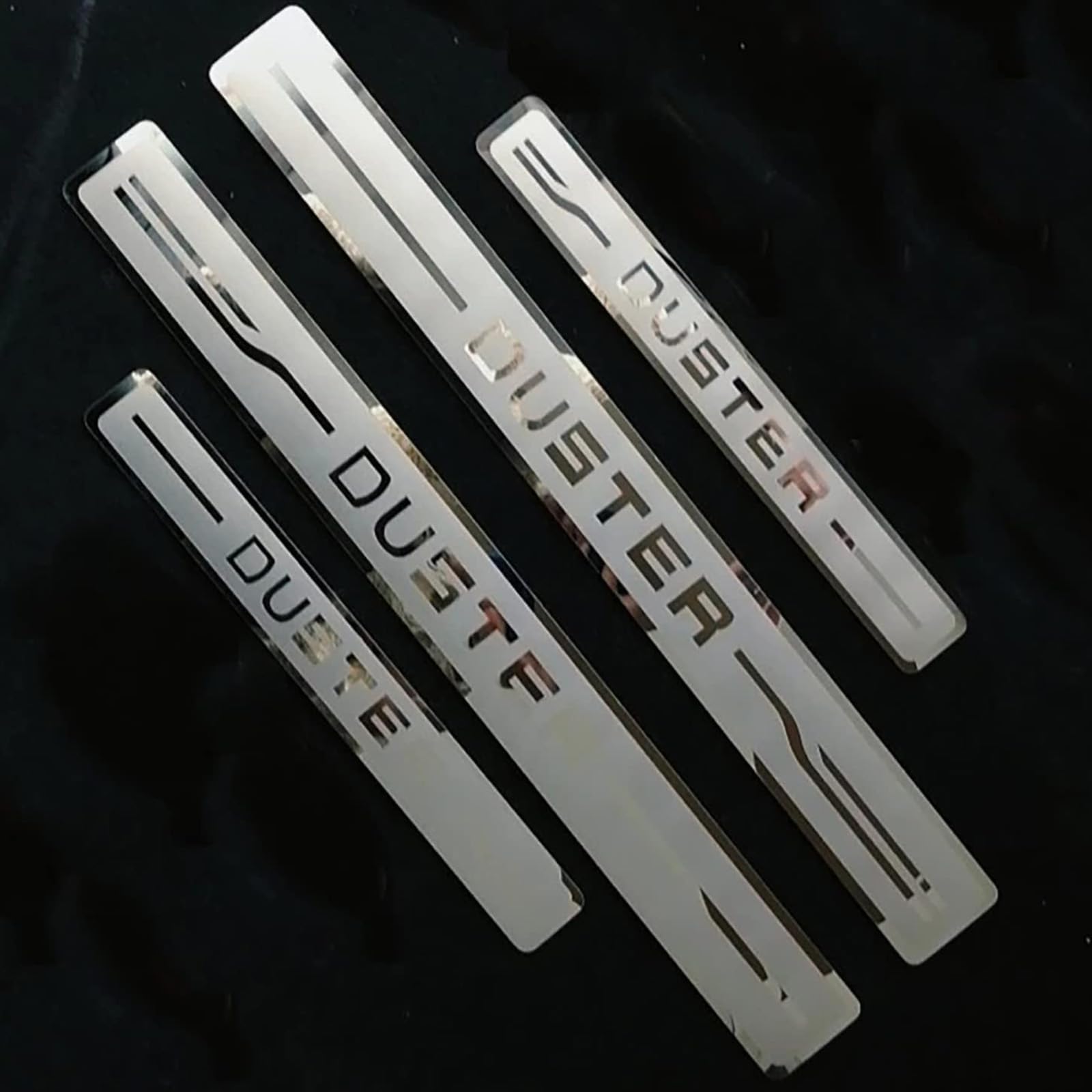 Symilov Silver 4Pcs Car Door Sill Protector For Ren-Ault Dacia Duster Car Threshold Scuff Plate Stainless Steel Stickers Styling Accessories,