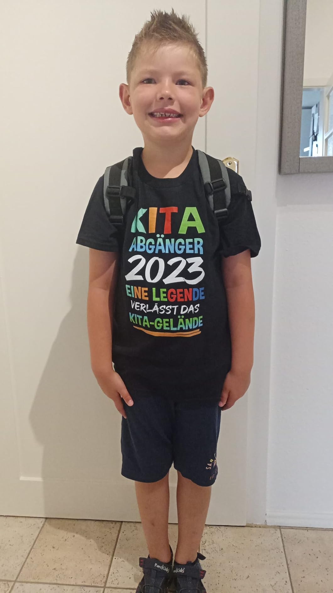 Kita Abgänger 2025 T-Shirt - 'Eine Legende Geht Vom Gelände' Für Schulanfänger