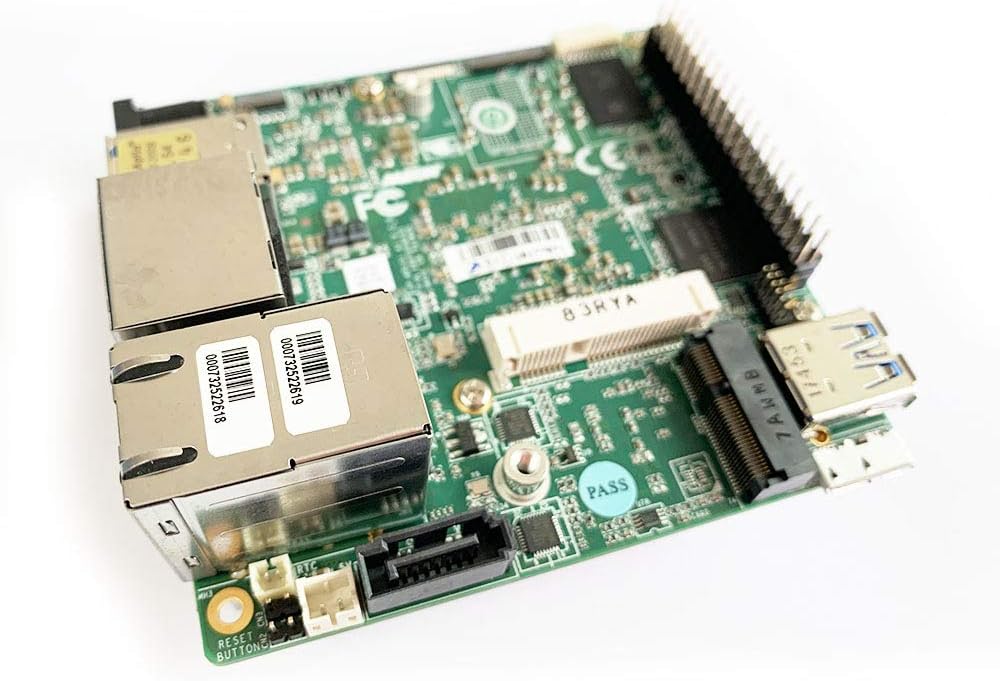 AAEON UP 2(UP Squared) maker board with Intel HD Graphic 505,Gb Ethernet,USB 3.0 and numerous I/O, supports Windows 10, Windows IoT Core, Linux and Android 7.0