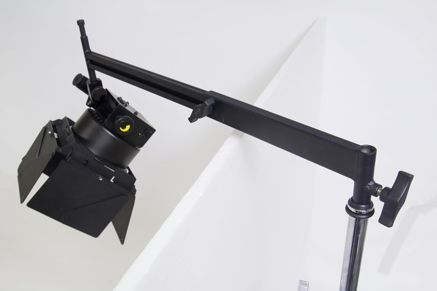 Kupo Baby Adjustable Offset Arm - Blackwith Dual 5/8" Baby Pins and Adjustable Reach from 19" to 28" for C-Stand Lighting Mounting (KG011311)