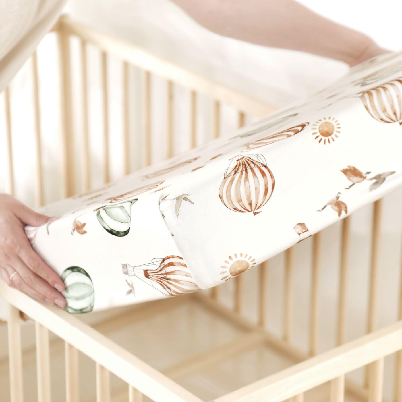 Juego de 2 sábanas bajeras elásticas de punto jersey ultra suaves para cuna, se adaptan a todos los colchones estándar de cuna, seguras y cómodas, sábana bajera ajustable para niños y niñas, elegantes