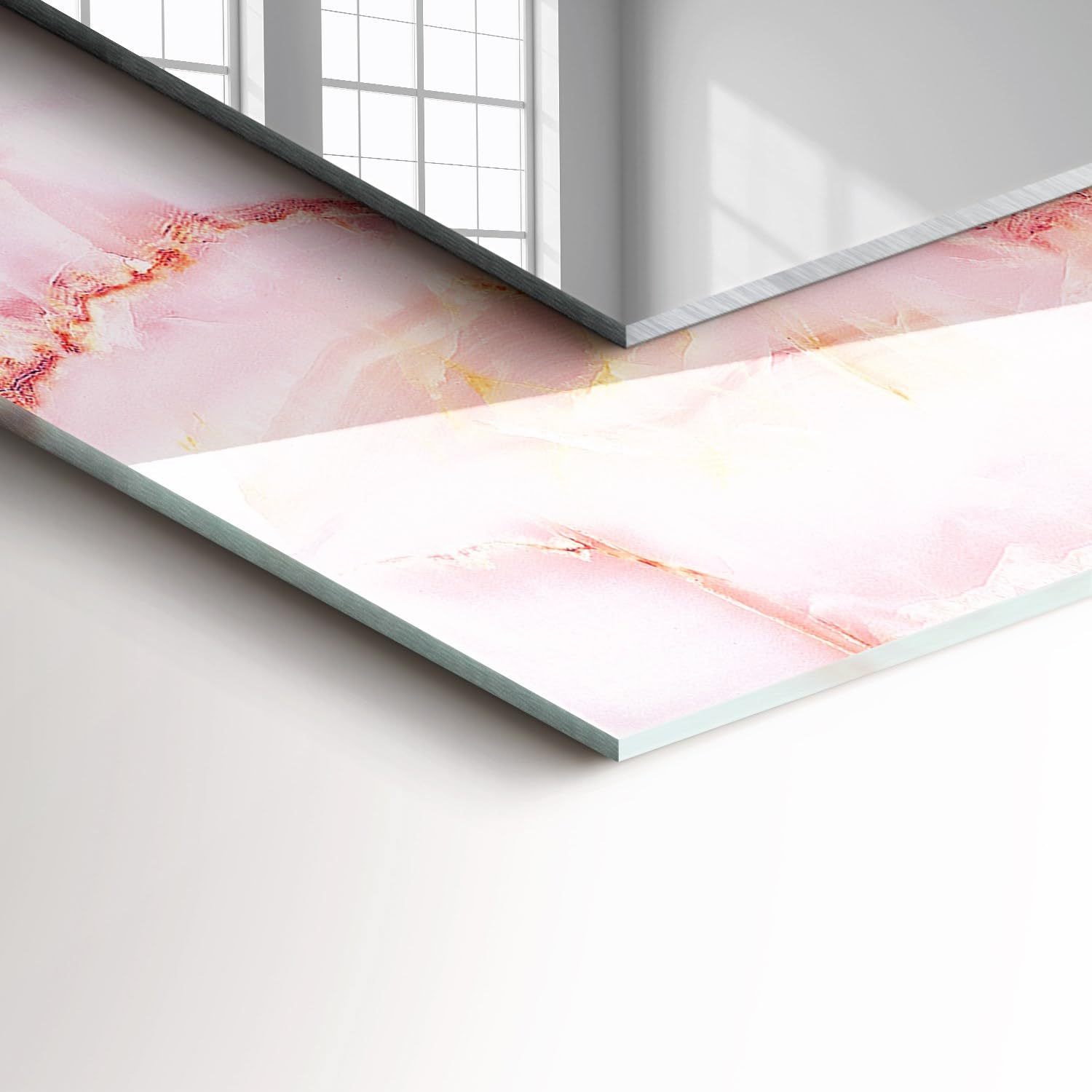 Współczesne szklane lustro 80 x 60 cm (31,5 cala x 23,6 cala) | Prostokątna dekoracja ścienna z nadrukowanym obramowaniem - wzór różowego marmuru