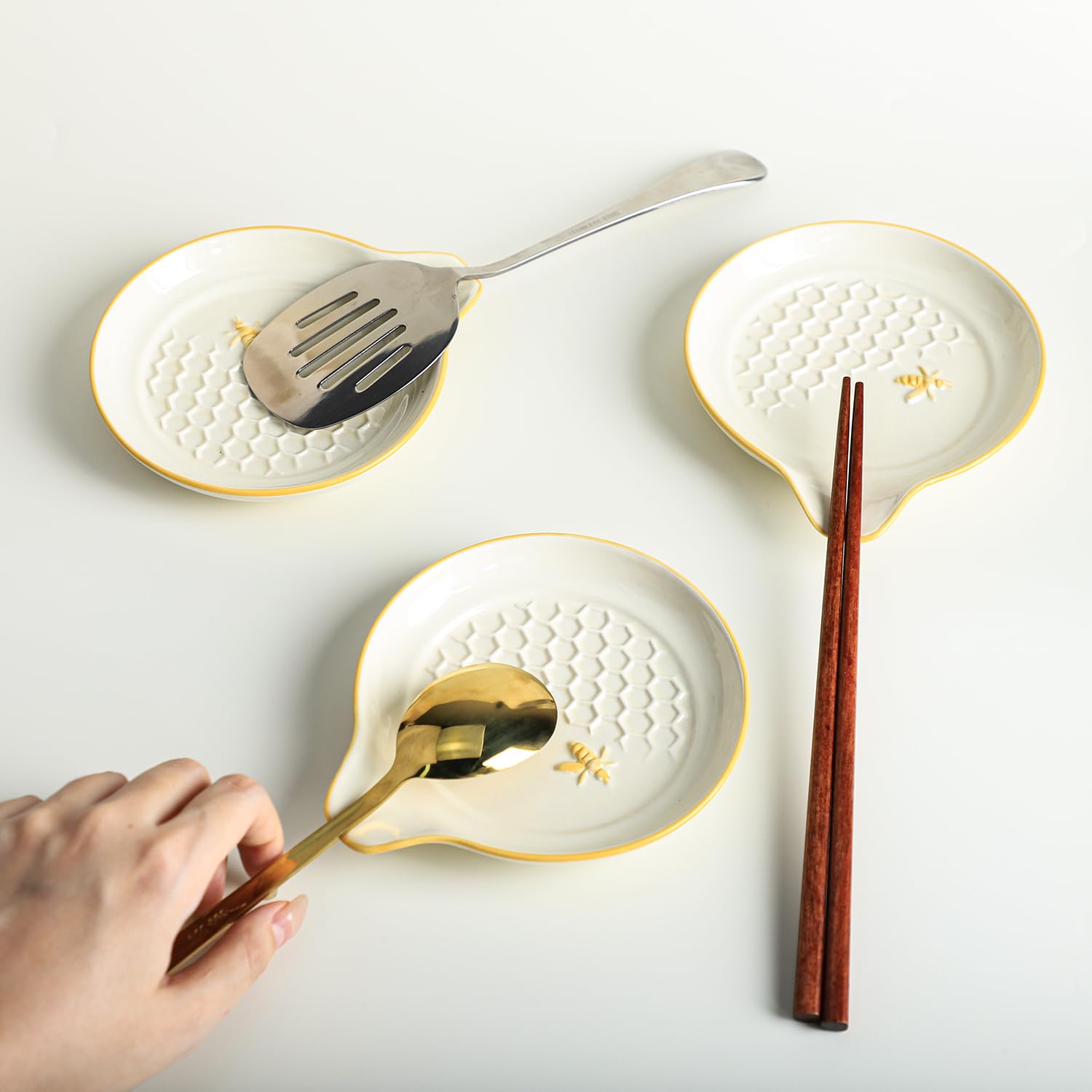 Farmhouse Style Ceramic Spoon Rest - Perfect Stove Top Companion For Cooking