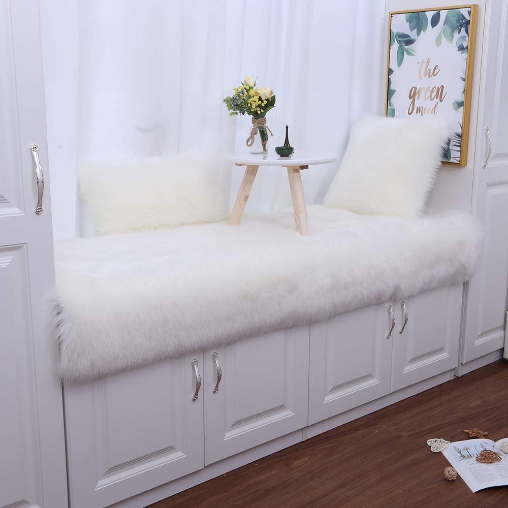 Faux Peau de Mouton en Laine Tapis avec Laine Douce et épaisse Imitation Toison Moquette Fluffy Soft Longhair Décoratif Coussin de Chaise Canapé Natte (Blanc)