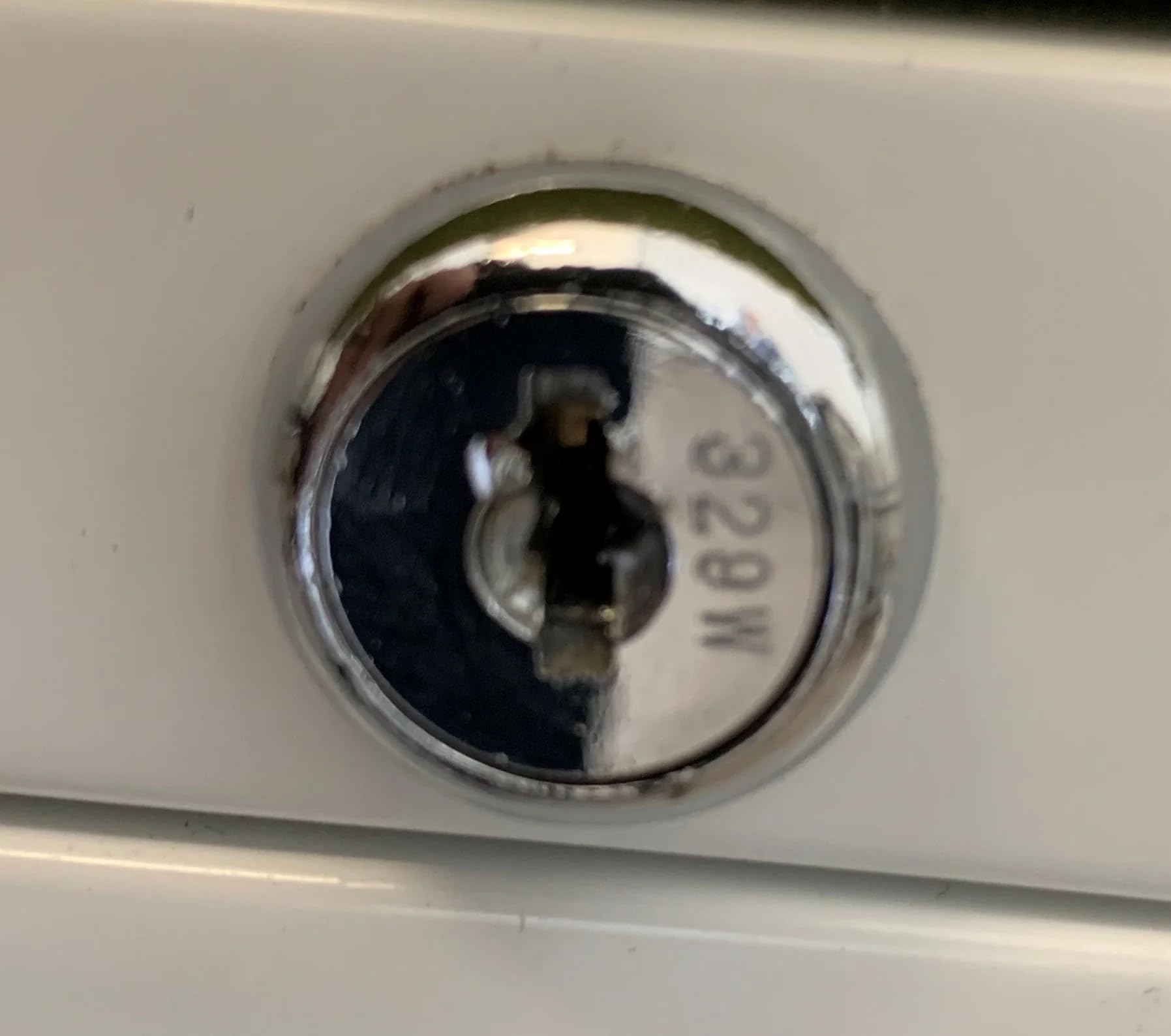 AIS 326W - 425W File Cabinet Replacement Key Series 404W