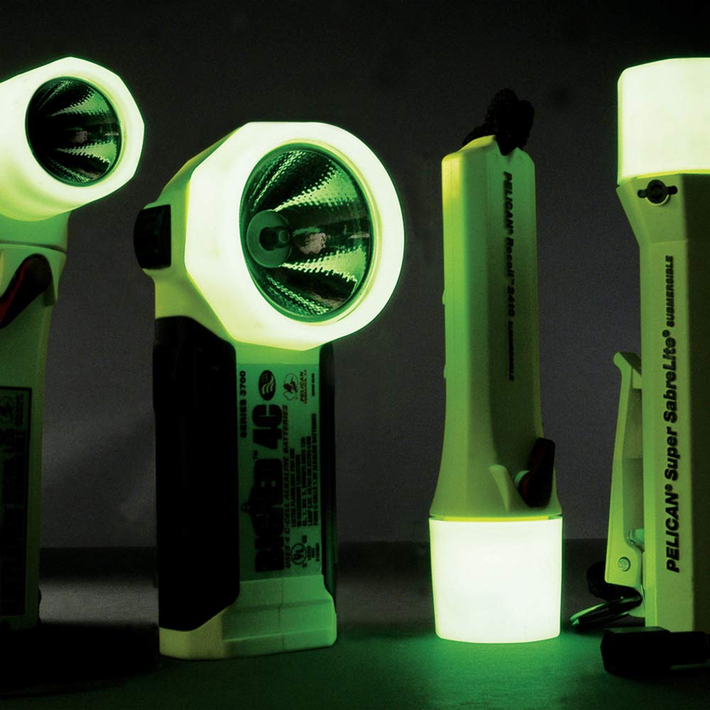 PELICAN ペリカン ライト 2410PL LEDライト 懐中電灯 Amazon | PELICAN 2410PL 蓄光 LED ライト 強力 懐中電灯 防災