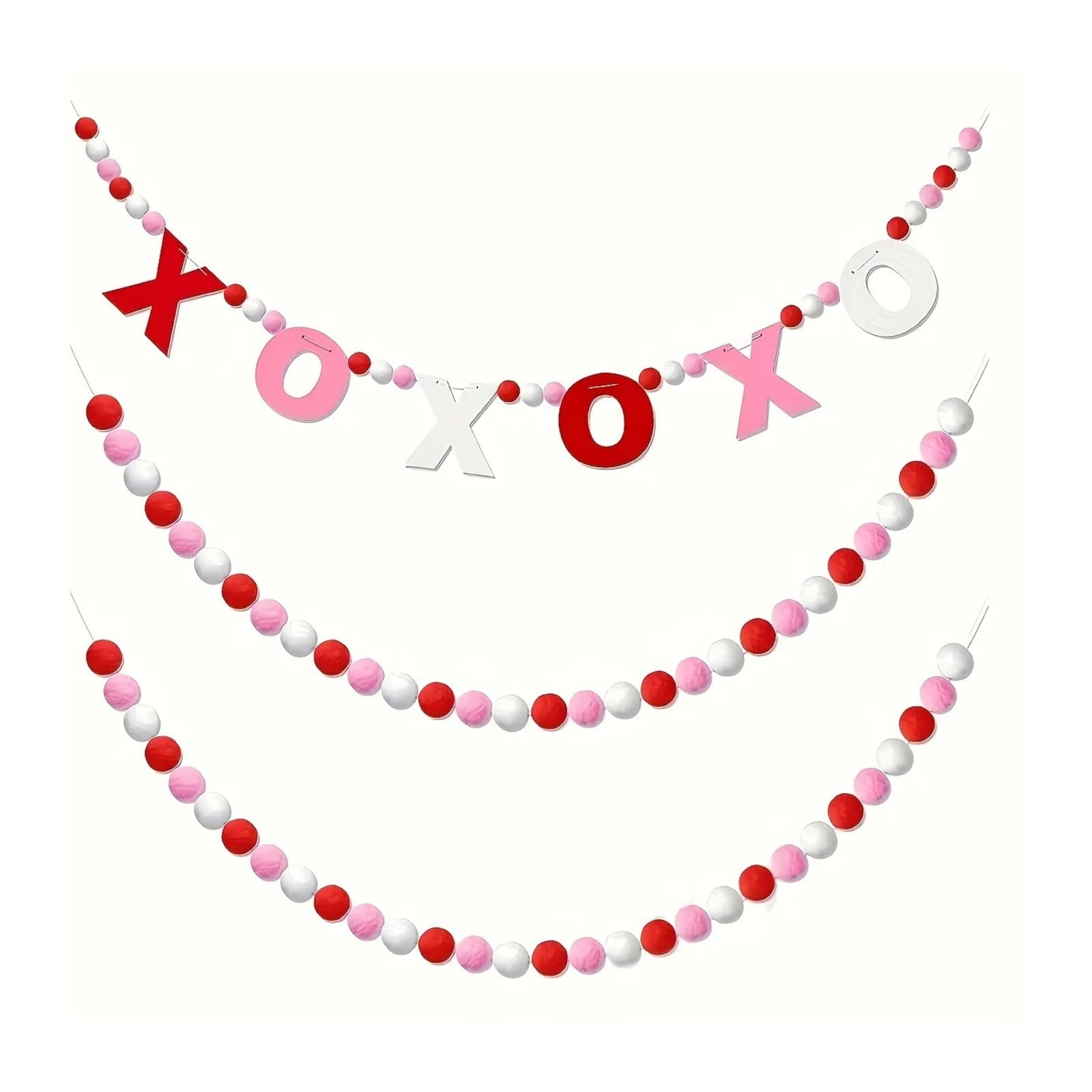 Guirlande cœur en pompons pour surprendre à la Saint-Valentin ou un mariage