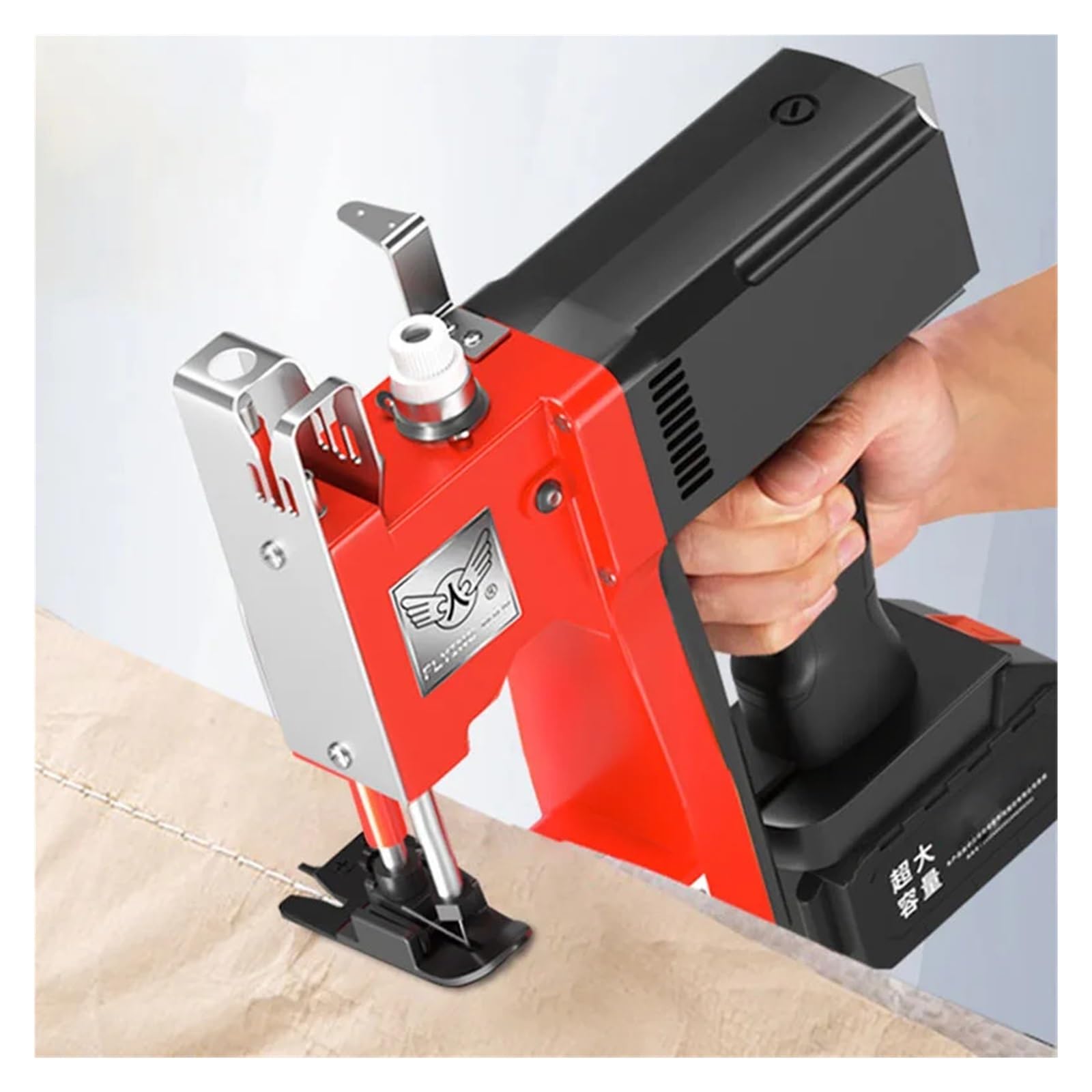Máquina de coser portátil para organizar las cosechas del huerto familiar