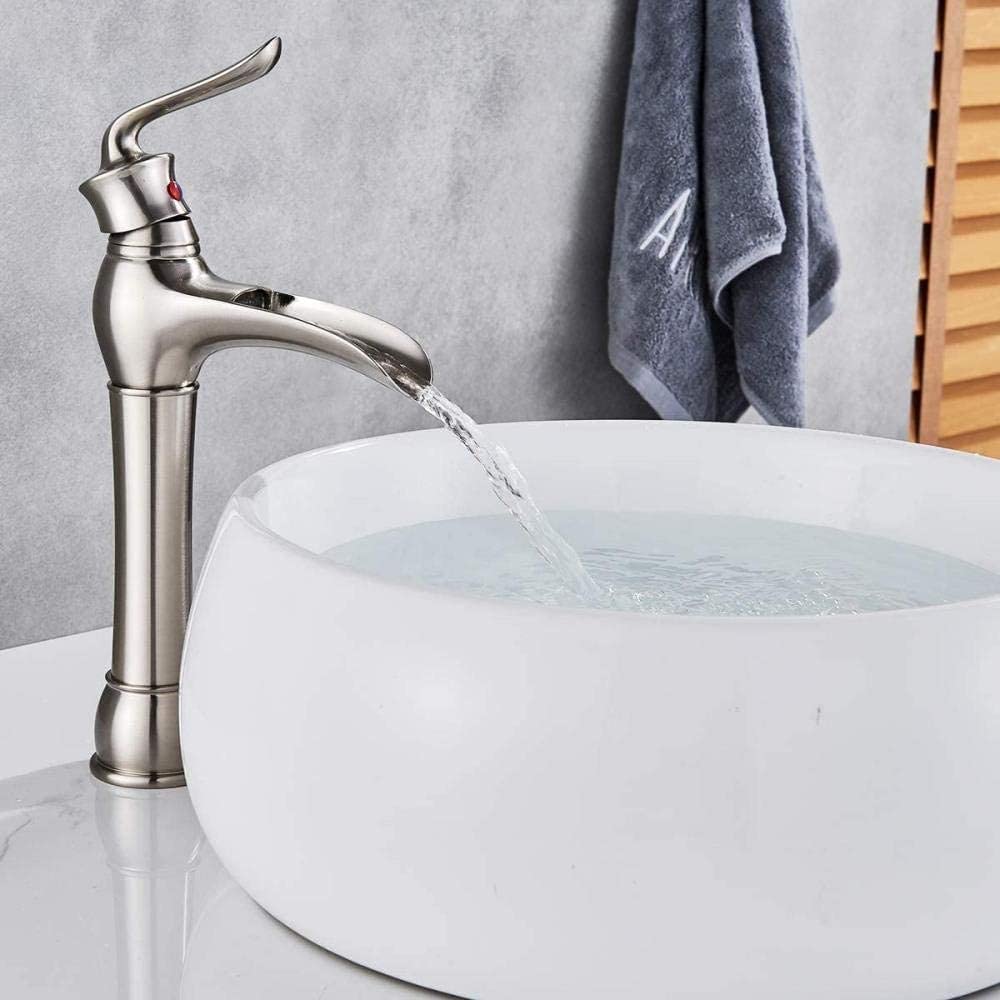 Mitigeur de lavabo eau chaude et froide à poignée unique en laiton pour salle de bain chrome