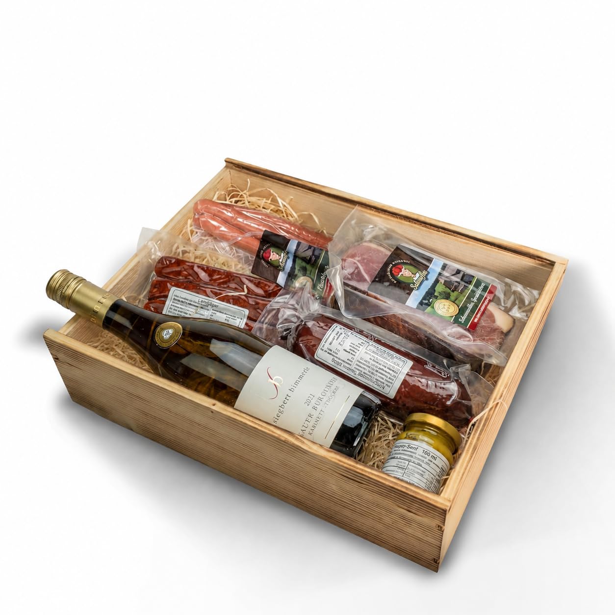 Schwarzwald Metzgerei: Geschenkkorb "Holzkiste" mit Wurst- und Schinken-Delikatessen – Präsentkorb mit Schwarzwälder Schinken, Feigensenf und Weißwein als Geschenk für jeden Anlass