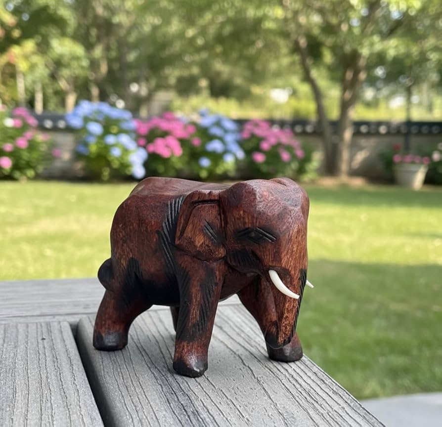 木彫りの象　ダークブラウン 約21cm×約30cm 木彫りの象 ダークブラウン 約21cm×約30cm - メルカリ