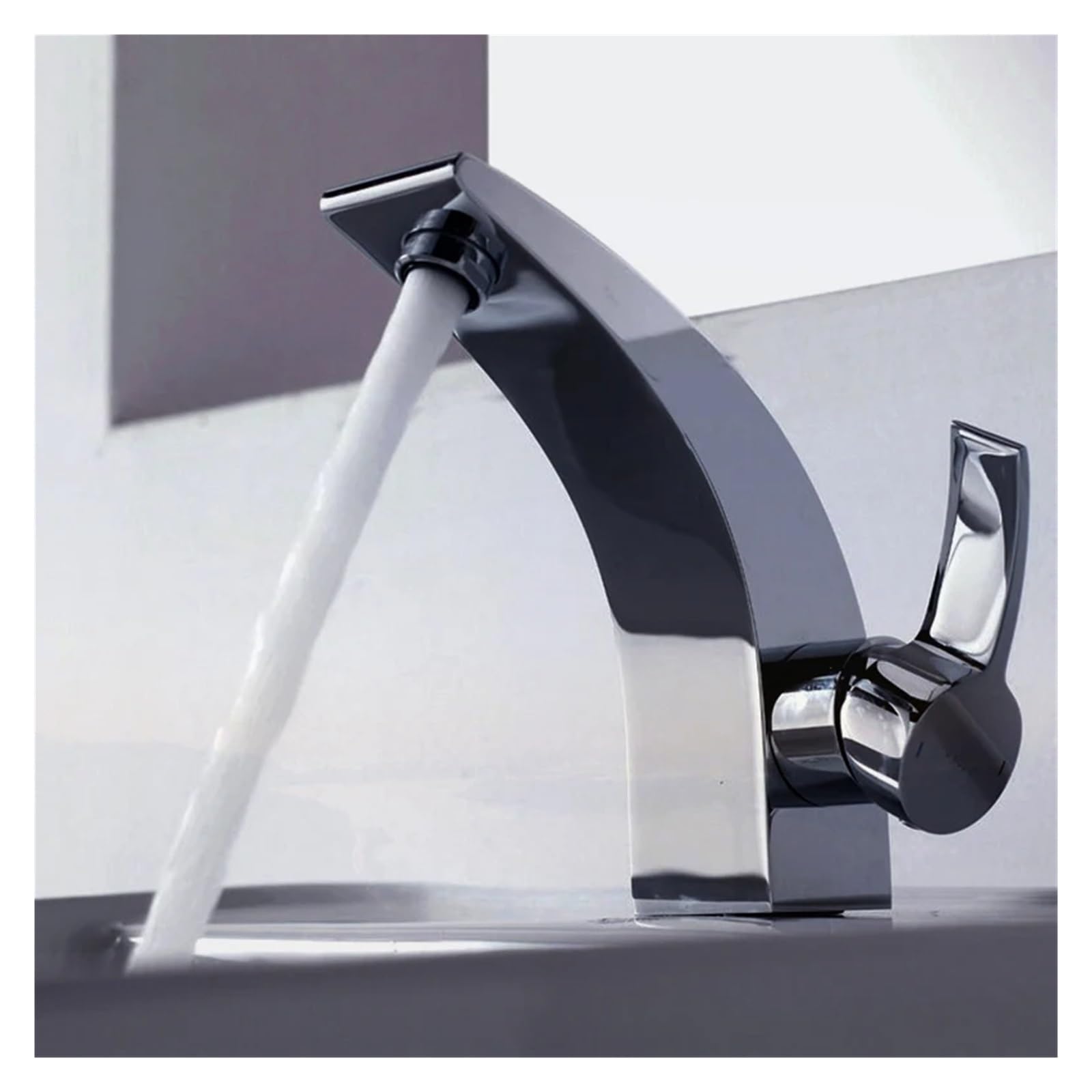 Robinet de salle de bain ergonomique pour une routine matin zen