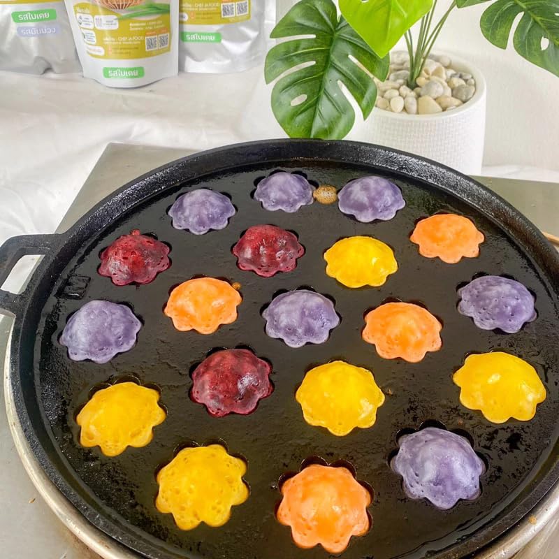 เชฟจ๋า Traditional Thai Pandan Sweet Pancake Mix – Authentic Chewy Singapore-Style Pancake Flour Blend – Easy-to-Prepare Fragrant Snack (1000g)