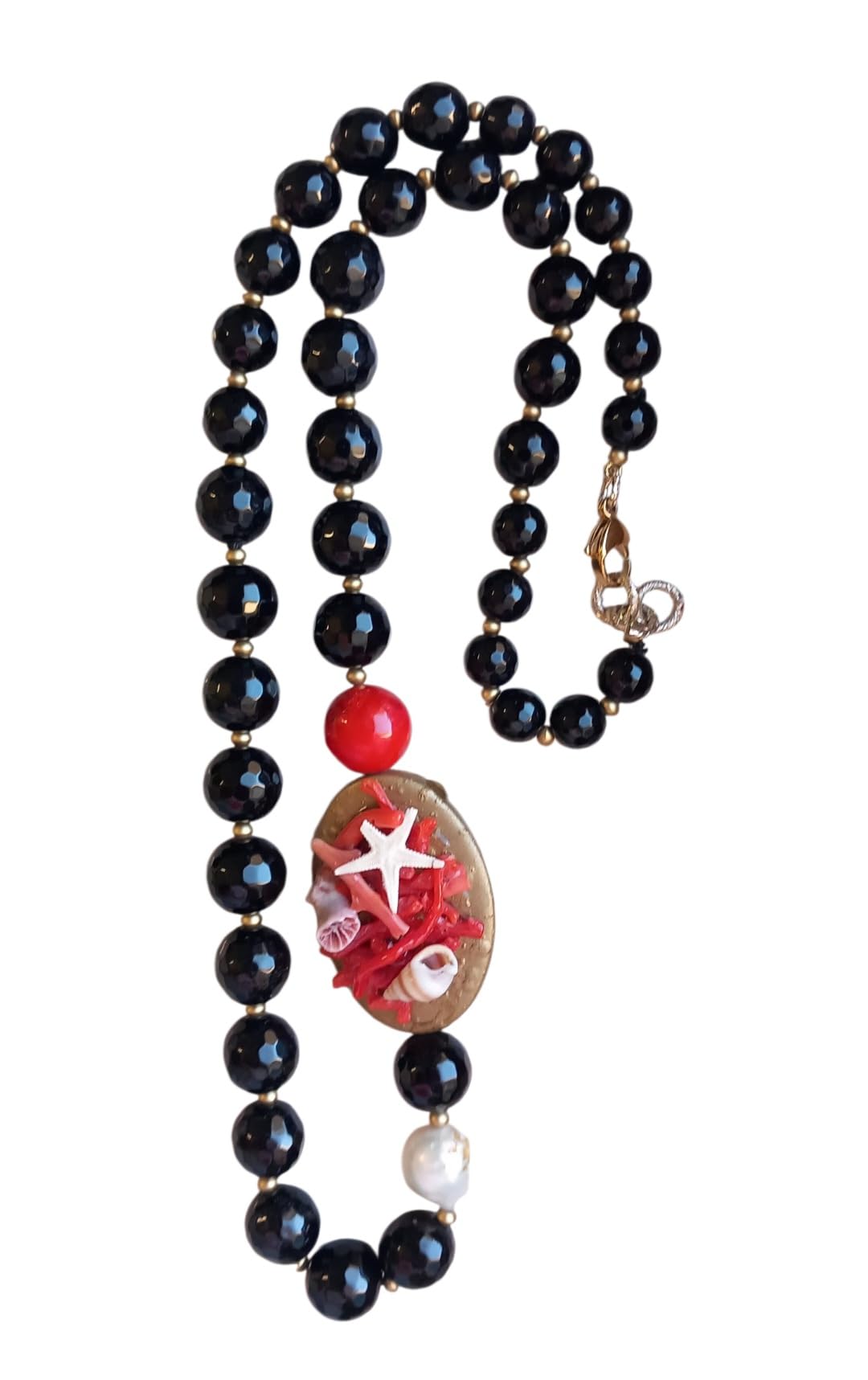 Generico Collana lunga fatta a mano con pietre dure di onice sfaccettato e corallo e perla barocca
