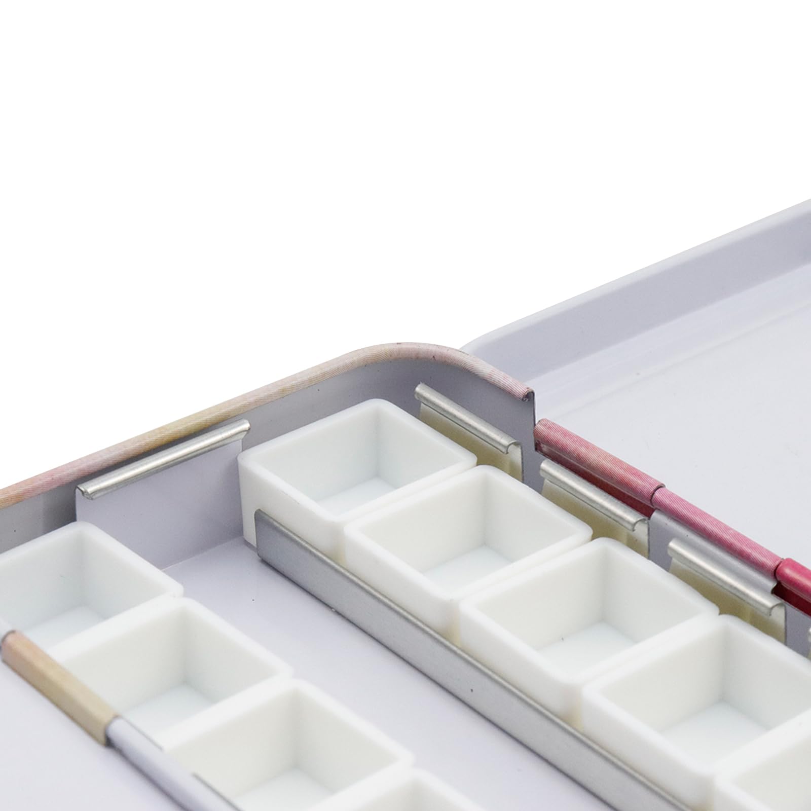 Bitray Palette d'aquarelle vide en métal avec couvercle - Petit plateau rose avec 14 bacs vides pour artistes, artisans et amateurs de peinture
